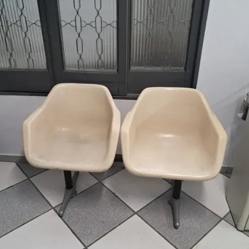 Cadeira Longarina 2 Lugares Plástico Resistente