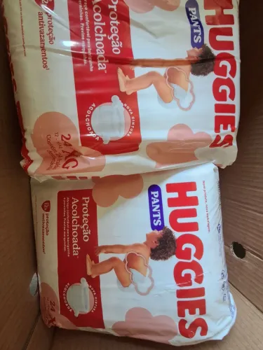 Fraldas descartáveis huggies pants
