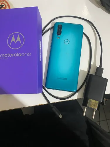 Motorola Moto One Action 128GB Aquamarine Tela 6.3