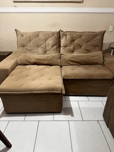 Sofá retrátil e reclinável 2.30cm sem detalhes tá praticamente novo