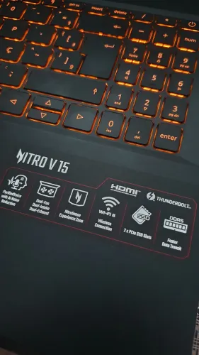 Notebook Acer Nitro V15 - Core i7 - NVidia 4050 Rtx 