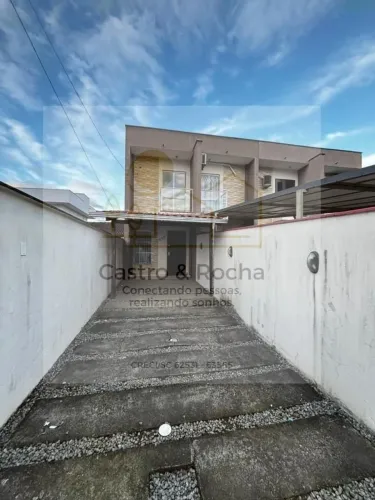 Casa com 2 Quarto(s) e 2 banheiro(s) para Alugar, 65 m² por R$ 2200 / Mês