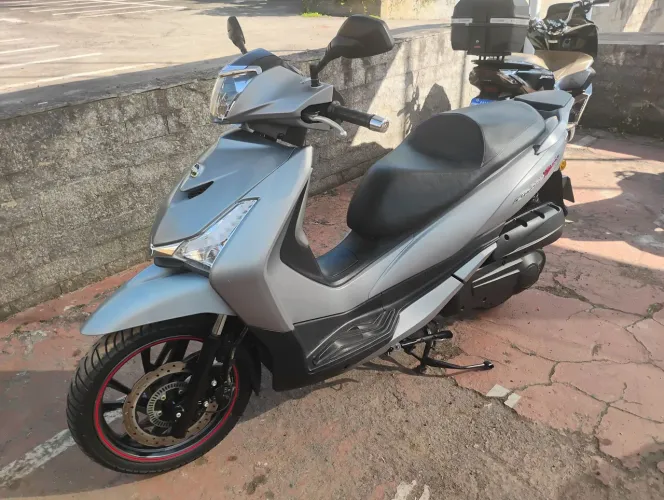 Vendo ou troca Dafra Citycom 300 HD - me contate via watts por favor