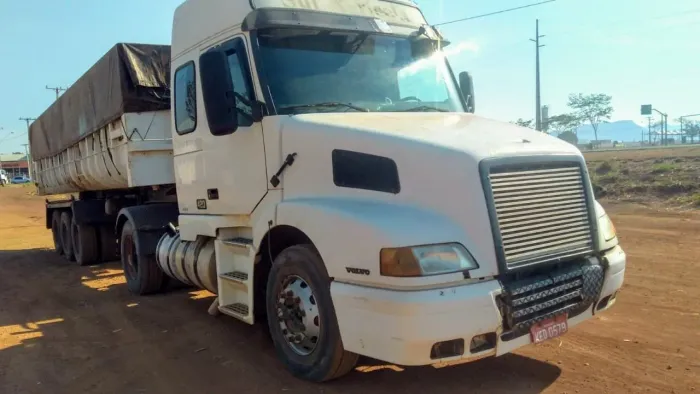 VOLVO NH 420 + CAÇAMBA BASCULANTE<br>