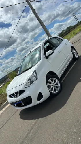Nissan March SV 1.0 12V Flex 5P 2020
