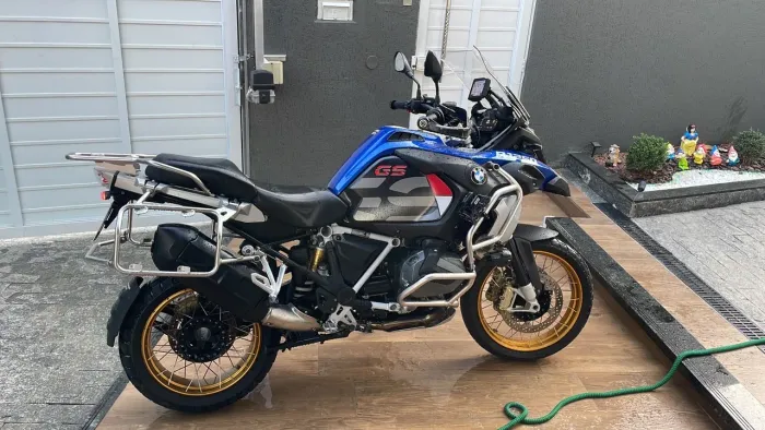 BMW 1250gs único dono moto ta zero ! 