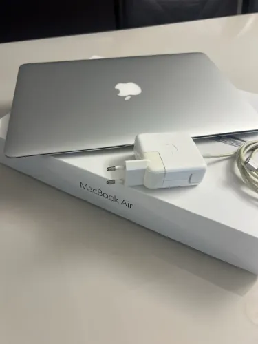 MacBook Air 2,2GHz Intel Core i7 Dual core 