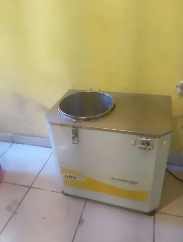 Vendo material de padaria completo 