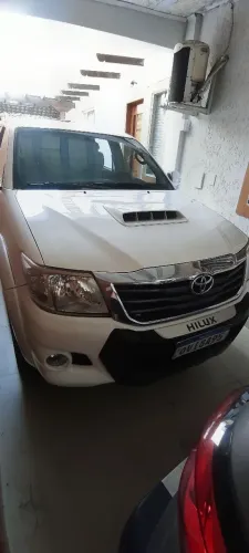 Toyota Hilux CD SRV D4-d 4X4 3.0 TDI Diesel AUT 2013