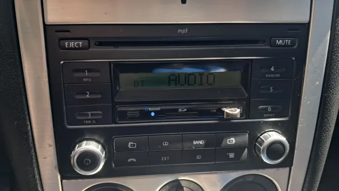 Toca cd original RD5 VW
