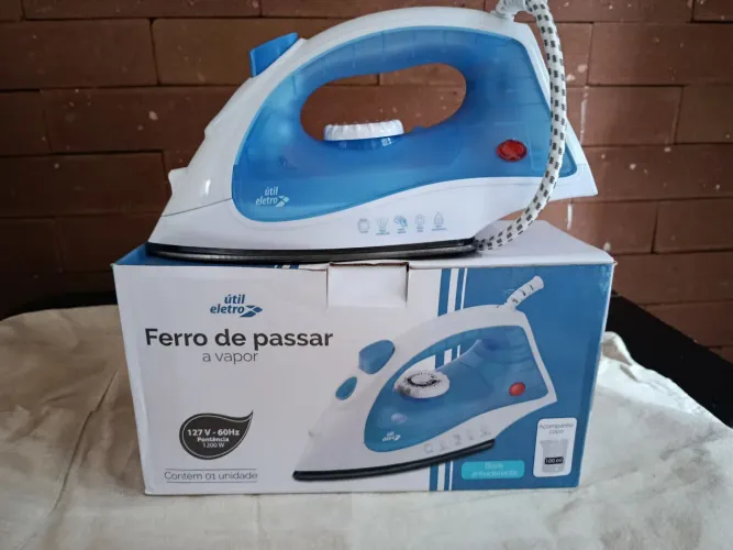 Ferro de passar roupas 127v