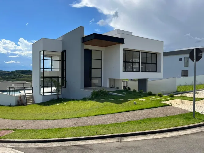 Casa com 4 quartos à venda por R$ 2.290.000 - Alphaville - Juiz de Fora/MG