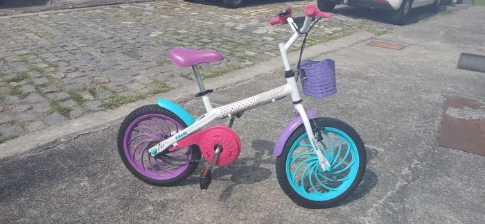 Bicicleta infantil Caloi Ceci aro 16