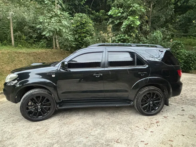 Toyota Hilux SW4 SRV D4-d 4X4 3.0 TDI Dies. AUT 2006