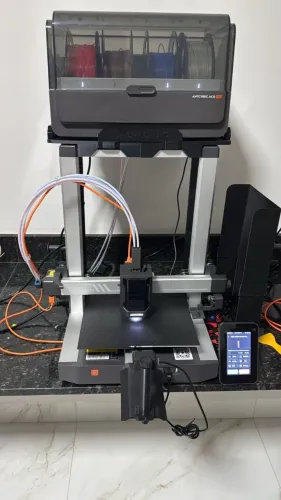 IMPRESSORA 3D SEMI NOVA COM GARANTIA