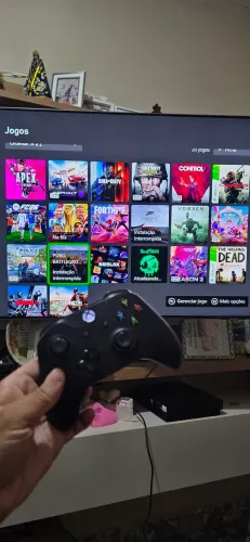 Xbox One X 1TB + Controle + Jogos Originais