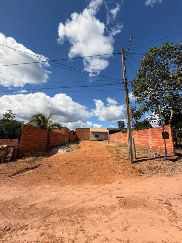 Vende-se uma edícula em Chapada dos Guimarães.