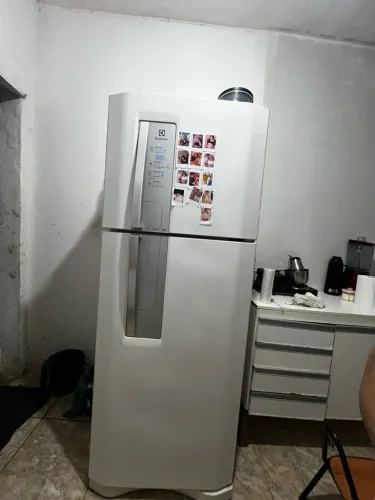 Geladeira electrolux 427l