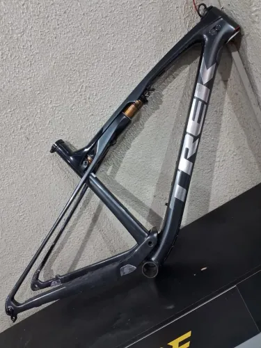 Trek supercaliber SLR tam L19 