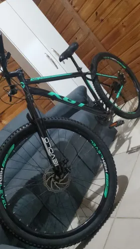 bicicleta aro de 29 polegadas