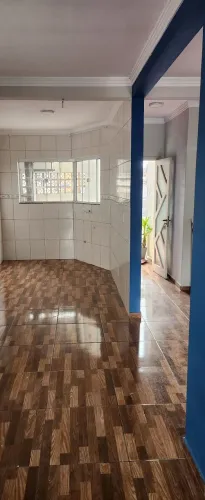 Alugo casa