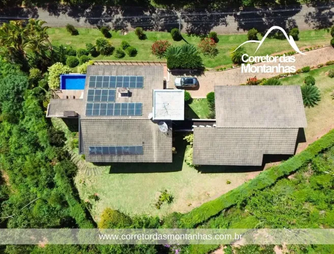 Pedra Azul  Casa 620m² com 4 Suítes para Comprar em Domingos Martins/ES no Villaggio Verdi