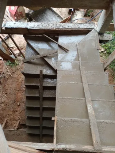 Escadas em concreto / apartir 999