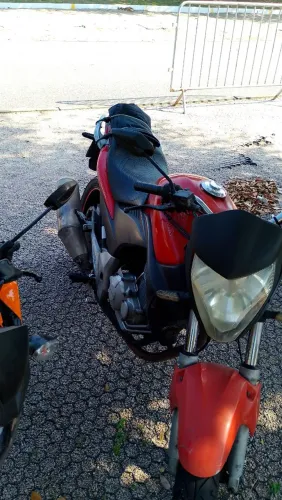 HONDA CB300R ? R$ 11.000