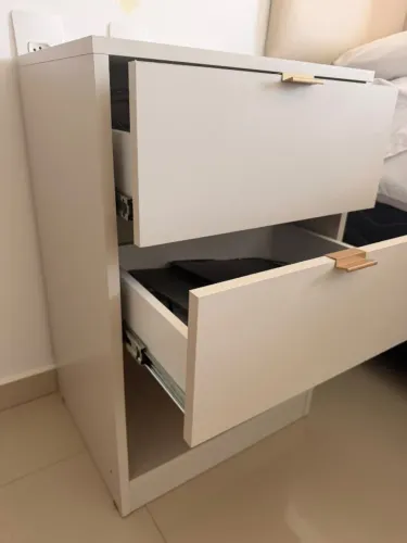 Conjunto 2 mesas de cabeceira