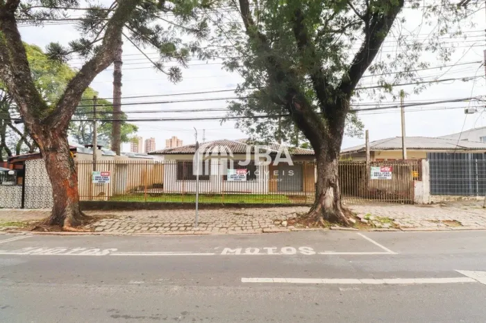 Terreno no Bacacheri comercial ou residencial