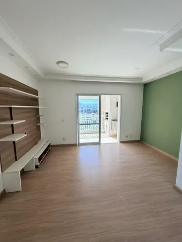 Apartamento com 3 dormitórios sendo 1 suíte em Mogi da Cruzes - SP.