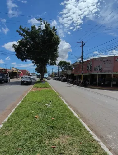 Imóvel Comercial em avenida Extra! possui 480 m² Dando Renda