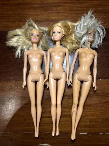 Lote de Barbies para Restauração 12