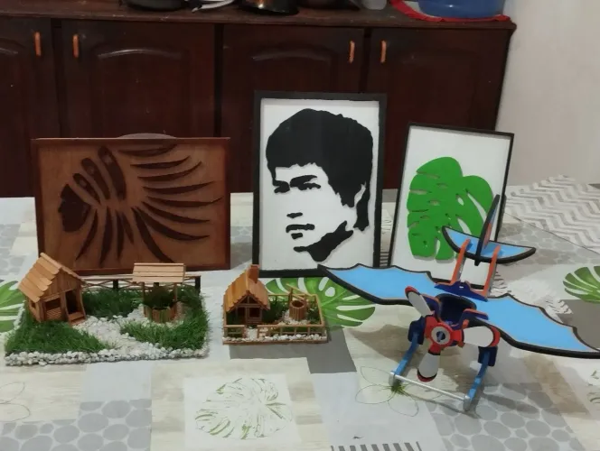 Artesanatos decorativos.