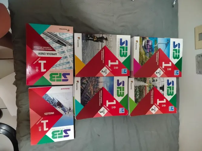Livros Farias Brito 1° ano do ensino médio