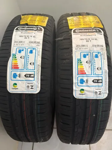 2 pneus continental R 14 165/70