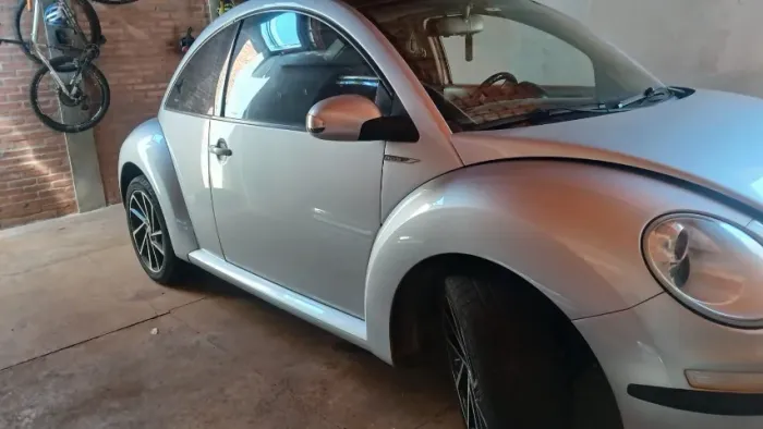 Volkswagen New Beetle 2.0 MI Mec./aut. 2009