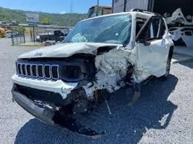 SUCATA RENEGADE PEÇAS CORTE