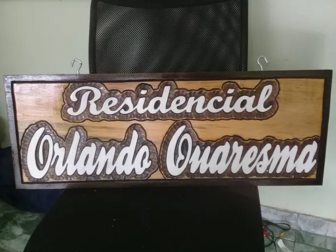PLACA ENTALHADA EM MADEIRA PARA CHACARAS E SÍTIO * WhatsApp