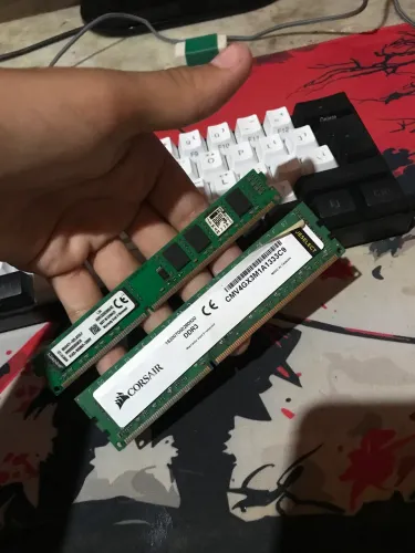2 pentes de memória ram ddr3 2x4
