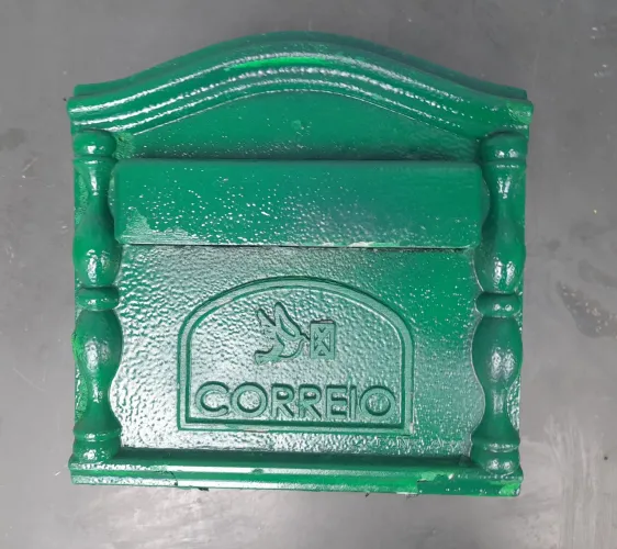 Cx de correio antiga 
