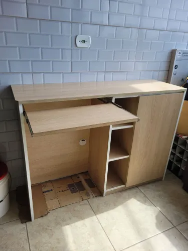Mesa de computador- Móvel planejado