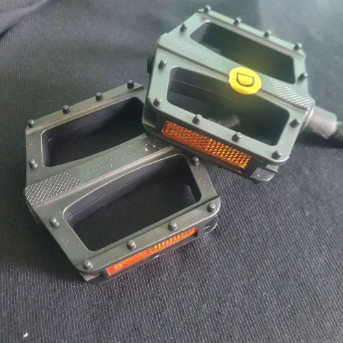 PEDAL NYLON ROSCA 9/16 NOVO