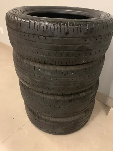 Pneu good year 215/60R17