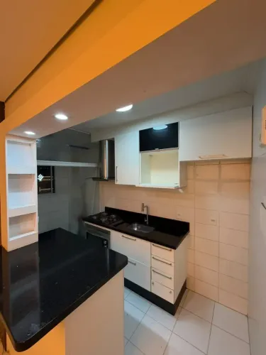 APARTAMENTO PARA LOCAÇÃO NO PORTAL DOS IPÊS II COM 2 DORMITÓRIOS E 1 VAGA PARA CARRO EM CA