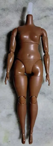 Barbie Basics Corpo Made To Move Curvy (Novo)