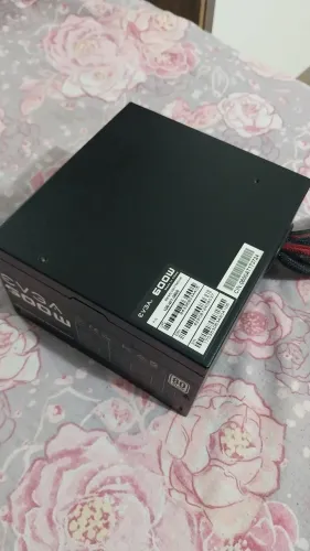 Fonte gamer evga 600w 80 plus