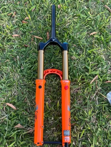 Suspensão fox 38 kashima GRIP x2