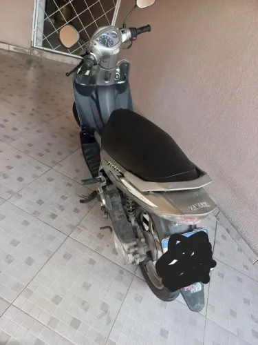 Moto tudo em dia. Documento motor . Prática, e ótima para seu dia dia só transferir. Top