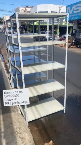 Estante de aço medindo 1,98x90x50 chapa 20